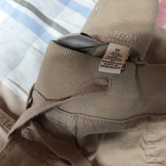 St. John's Bay Women's Tan Cropped Pants - Picture 5 of 5